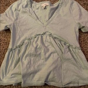 Cute mint green shirt!